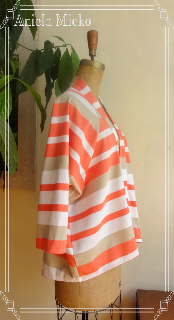 Veste estivale kimono rayures corail blanc beige - vue de côté